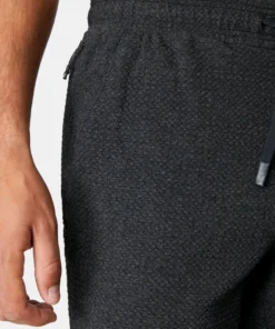 Men’s Bottoms 7 Diamonds Restoration Performance Short