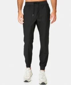 7 Diamonds Infinity Jogger