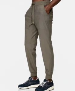 7 Diamonds Infinity Jogger