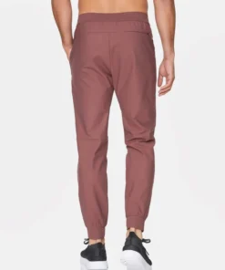 7 Diamonds Infinity Jogger