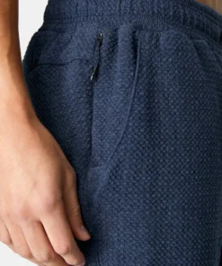 Men’s Bottoms 7 Diamonds Restoration Performance Short