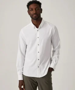 7 Diamonds Liberty 4-Way Stretch Men’s Tops