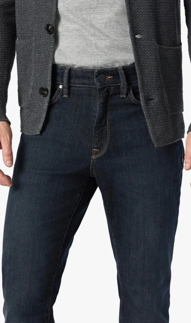 34 Heritage Charisma Dark Comfort 6 34 Heritage Charisma Dark Comfort