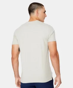 Men’s Tops 7 Diamonds Core High V-Neck