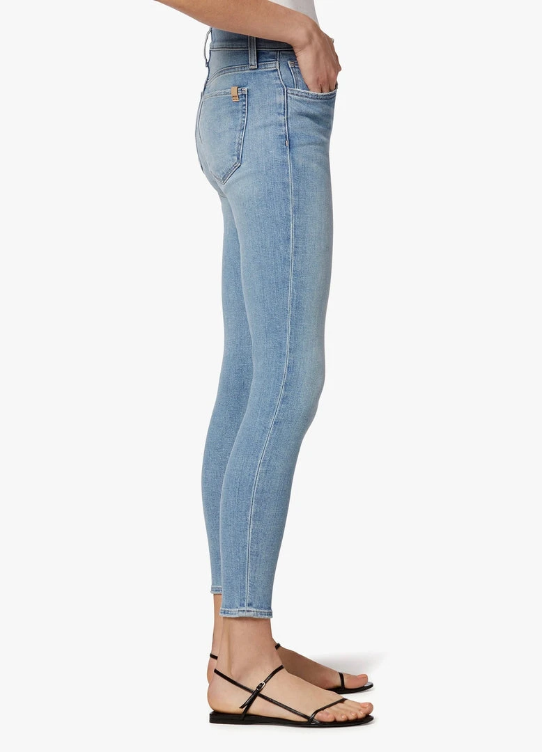 Joe's Jeans Women’s Bottoms Joe's Jean The Charlie 4 Joe's Jeans Women’s Bottoms Joe's Jean The Charlie