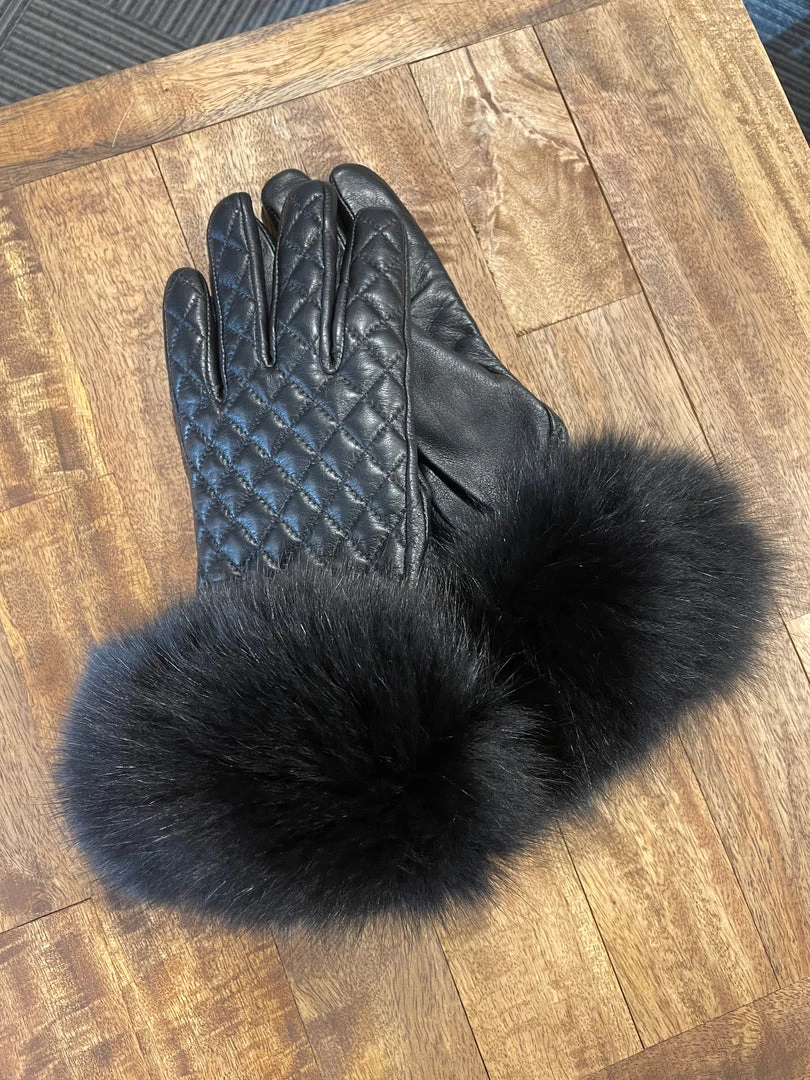 Women's Hats Gloves & Scarves Mitchie's Quilted Leather With Fox Fur 3 Women's Hats Gloves & Scarves Mitchie's Quilted Leather With Fox Fur